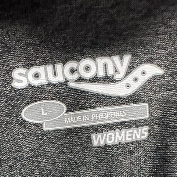 Saucony long sleeve women’s size L “love 2 run” gray NEW - Picture 6 of 6